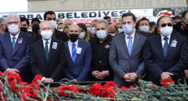 İsmail Uygur'un vefatı İzmir'i yasa boğdu! Cenazeye Kılıçdaroğlu'da katıldı