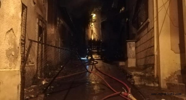 İzmir’de ev yangını: Bir kişi hayatını kaybetti!