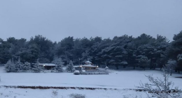 İzmir’de kar yağışı