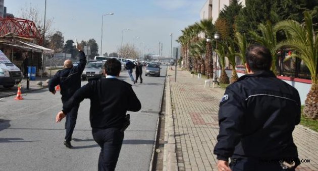 İzmir’de polisin elinden kaçan ‘firari’ adliyeyi birbirine kattı!