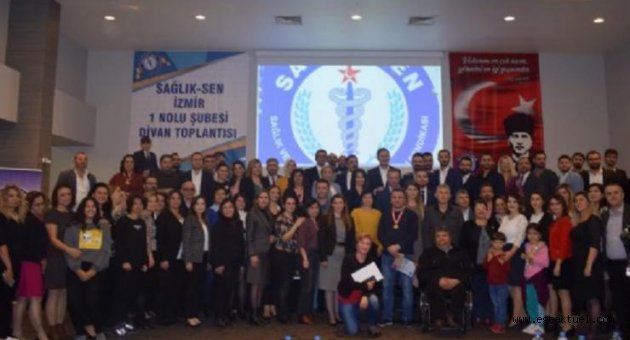 İzmir’de sağlıkçılardan hükümete ‘TOKİ’, büyükşehire ‘ulaşım’ çağrısı!