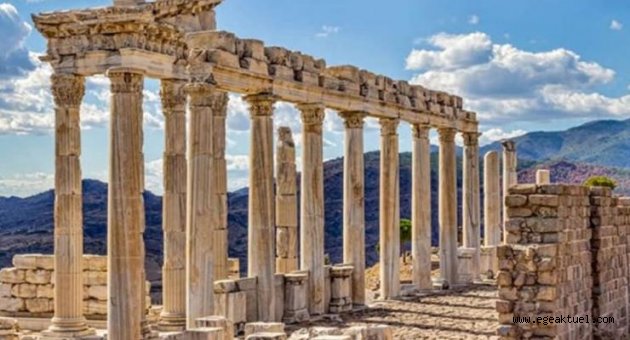 İzmir’in dördüncü yerel üretici pazarı Bergama’da açılıyor