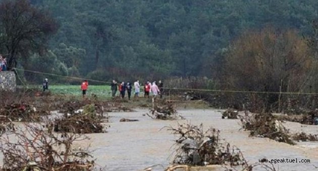 İzmir Menderes'te iki mahalleye 'evlerinizi boşaltın' uyarısı