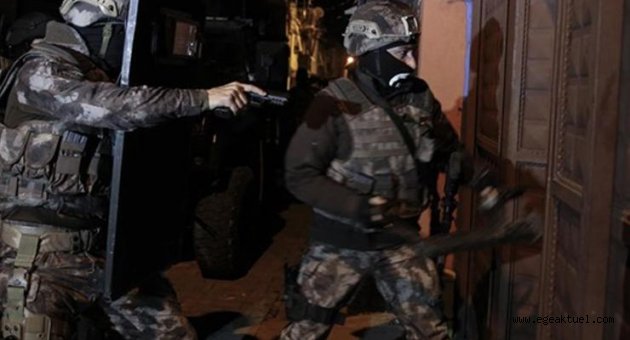 İzmir merkezli 42 kişiye yönelik FETÖ operasyonu