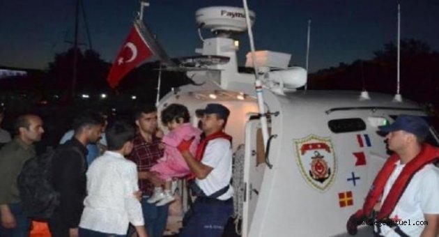 İzmir'de 29 kaçak göçmen yakalandı