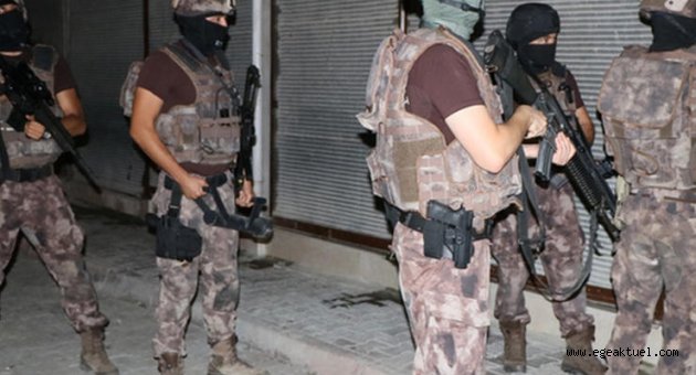 İzmir'de 3 ilçede PKK/KCK operasyonu: 9 gözaltı