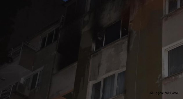 İzmir'de apartman dairesinde yangın korkuttu