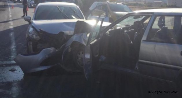 İzmir'de iki otomobil çarpıştı: 4'ü çocuk 8 yaralı
