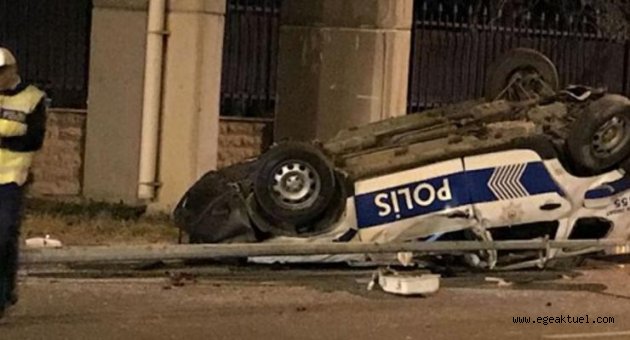 İzmir'de polis aracı devrildi: 2 polis memuru yaralı