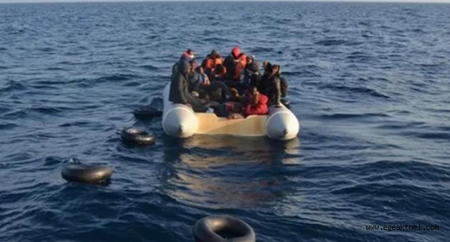 İzmir'de sığınmacıları taşıyan bot battı