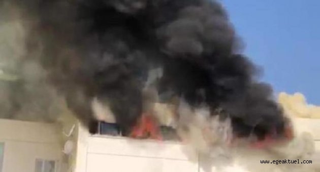 İzmir'de unlu mamulleri üreten fabrikada yangın