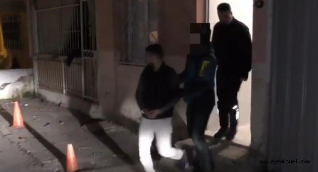 İzmir'de uyuşturucu satıcılarına operasyon: 18 gözaltı