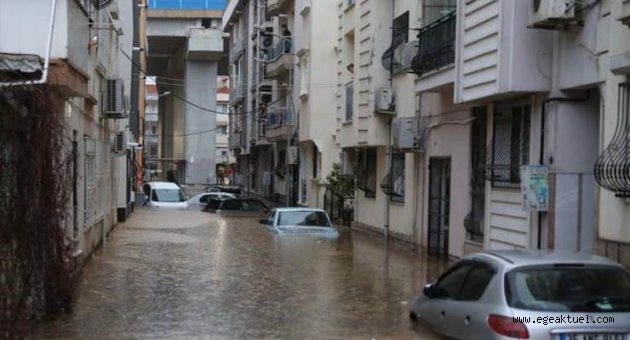 İzmir'deki afette ev ve iş yerleri zarar görenler sokak kısıtlamasından muaf