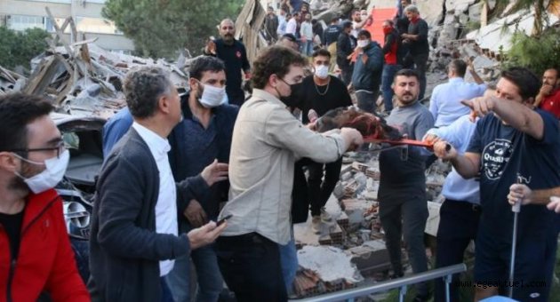 İzmir'deki depremde 12 kişi hayatını kaybetti! 419 yaralı var