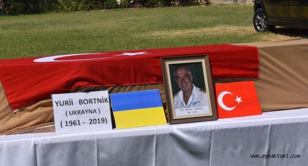 İzmir'deki yangın sonrasında ölen Ukraynalı pilota son görev