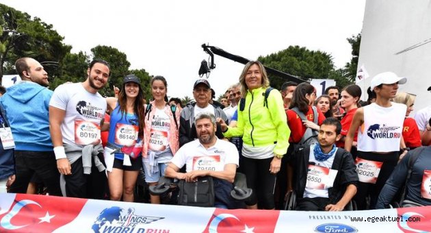 İzmir'den dünyaya anlamlı mesaj