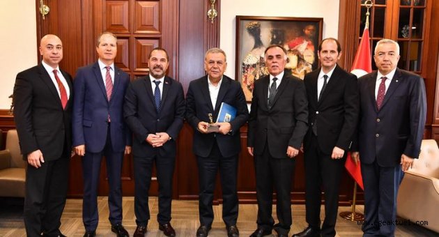 İzmir'e 16 milyar liralık yatırım