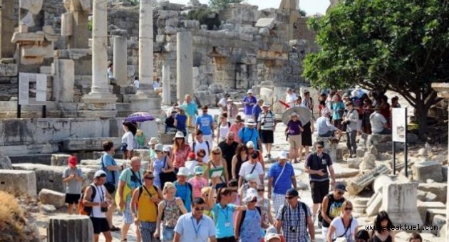 İzmir'i Haziran ayında 259 bin 184 kişi ziyaret etti