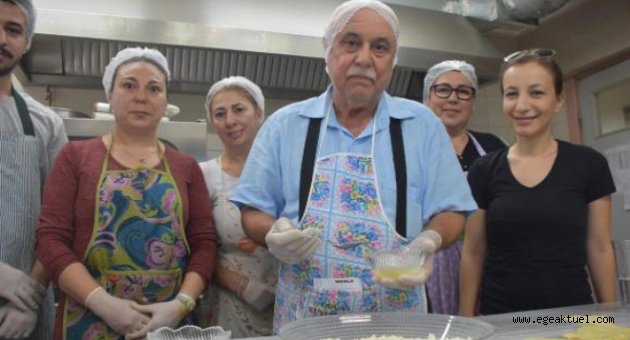 İzmirli Ahmet Amca yaşama 'yemek kursu' ile tutundu