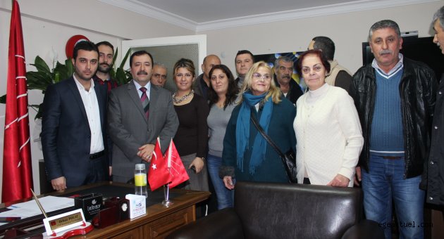 Kadir Sinan Adaylığını  “Evinde” Açıkladı