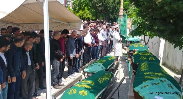Kahreden kazada can veren 7 kişi uğurlandı
