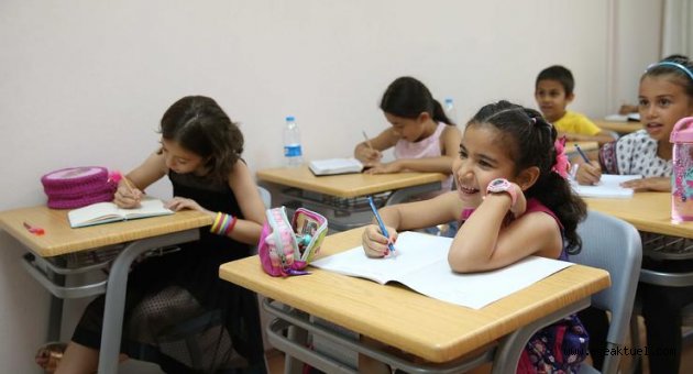 Karşıyaka’da ‘Ödev Evleri’ açılıyor!