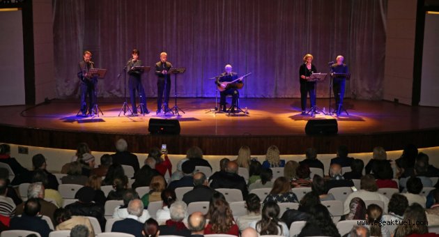  Karşıyaka, Nazım Hikmet’i andı