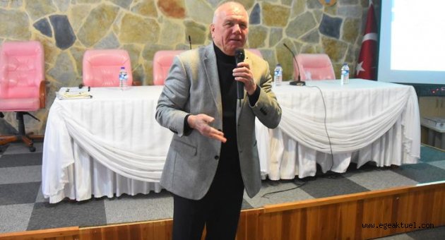 Kemalpaşa’da çiftçiye ücretsiz toprak analizi
