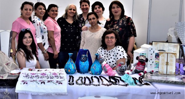 Kursta öğrendikleriyle sergi açtılar
