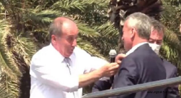 Muharrem İnce İzmir'de Tahir Şahin'e rozet taktı