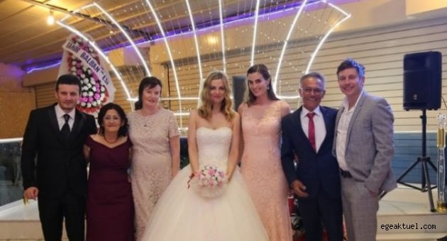 Norveç'ten Ödemiş'e Gelin Geldi