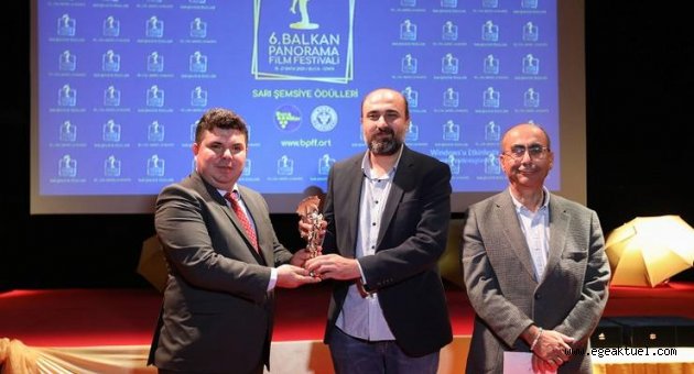 Sarı Şemsiye Ödülleri sahiplerini buldu