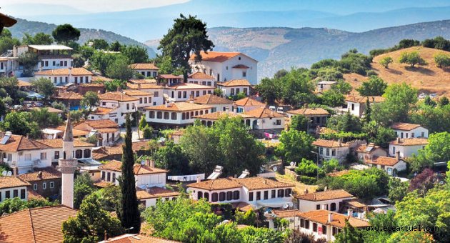 Selçuk'ta kurulmak istenen mermer ocağına tepki