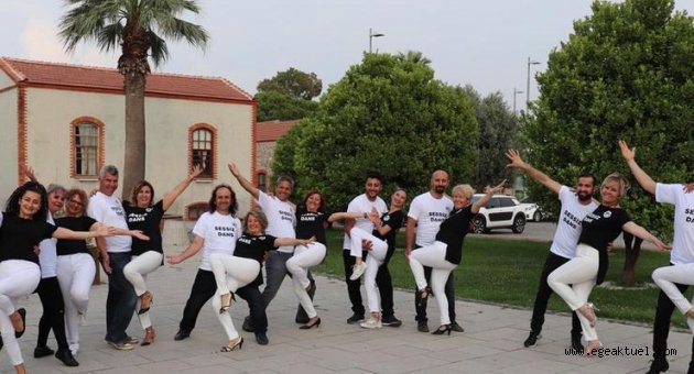 Sessiz dansa büyük alkış