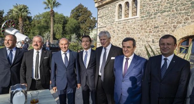 Soyer: İzmir, Akdeniz'in "deniz başkenti" olacak