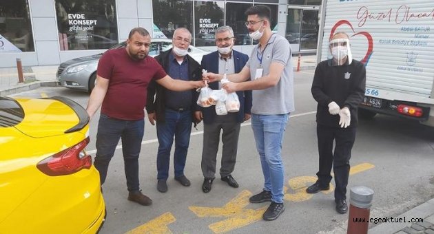 Taksicilere iftarda tavuk pilav