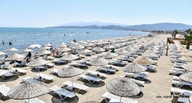Urla’da "mavi bayrak" bereketi