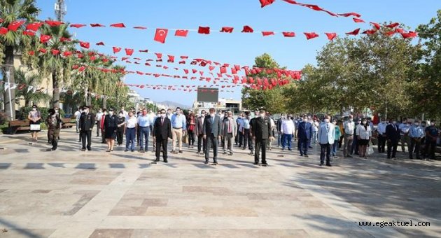 Urla’nın kurtuluşunun 98.yılı törenle kutlandı