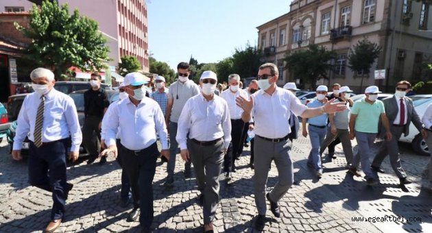 Vali Köşger’in ilk inceleme gezisi tarihi ilçe Bergama’ya oldu